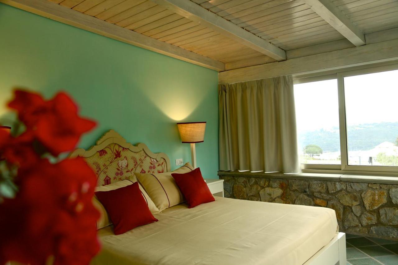 Residence Les Oliviers Porto Azzurro Extérieur photo