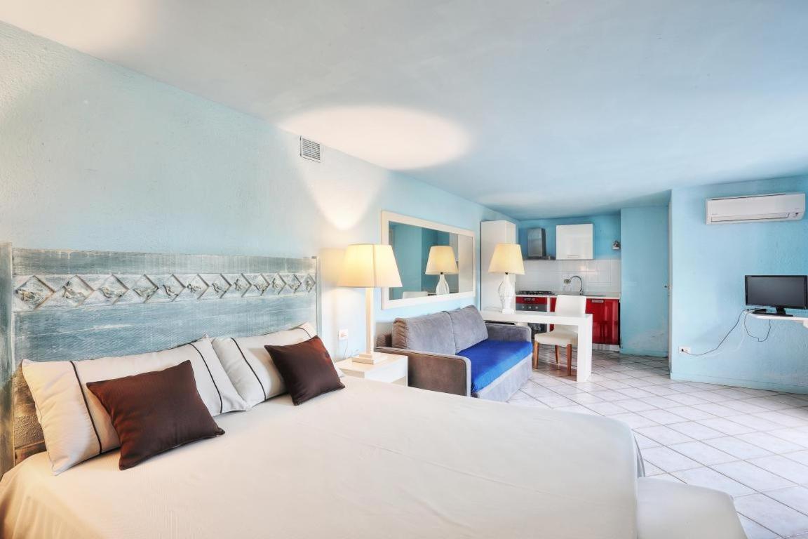 Residence Les Oliviers Porto Azzurro Extérieur photo
