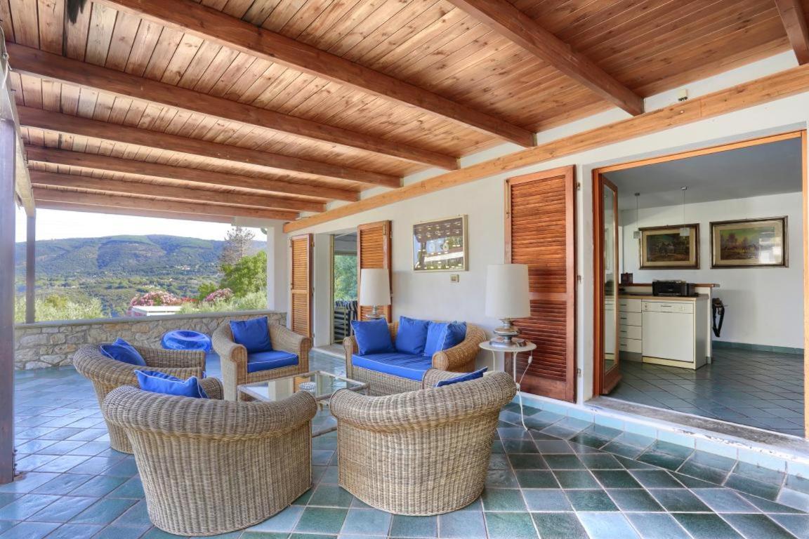 Residence Les Oliviers Porto Azzurro Extérieur photo