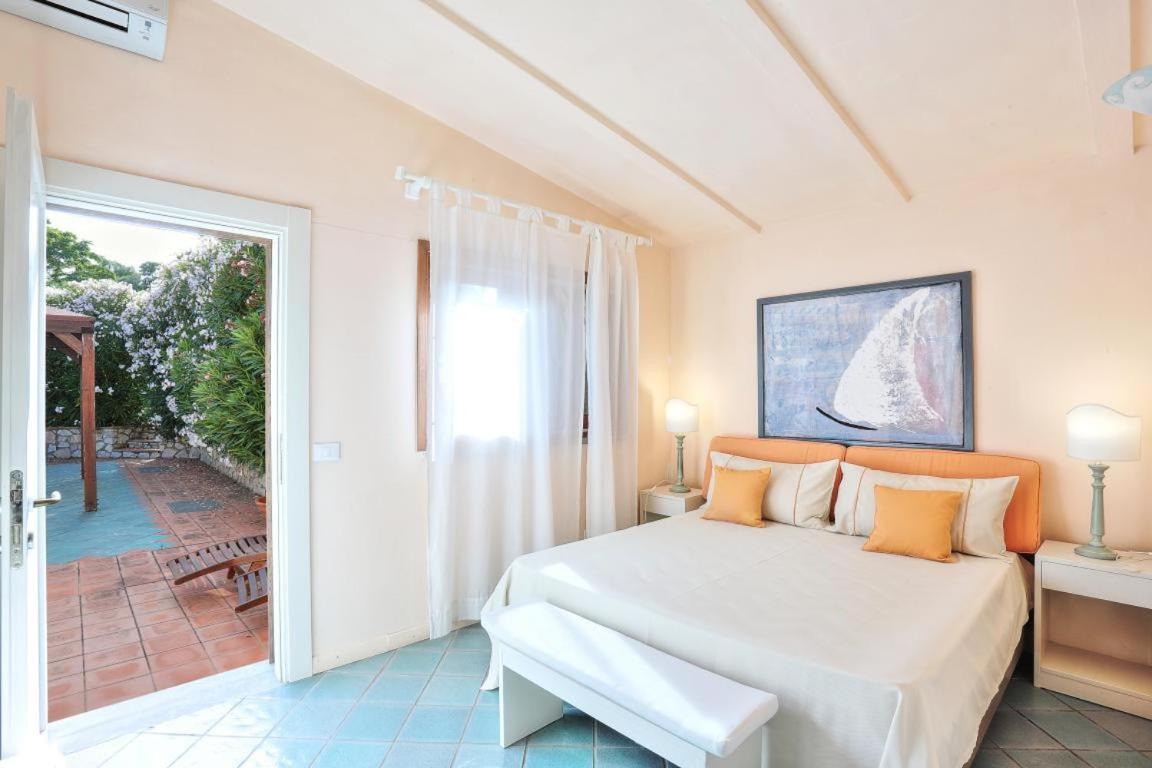 Residence Les Oliviers Porto Azzurro Extérieur photo