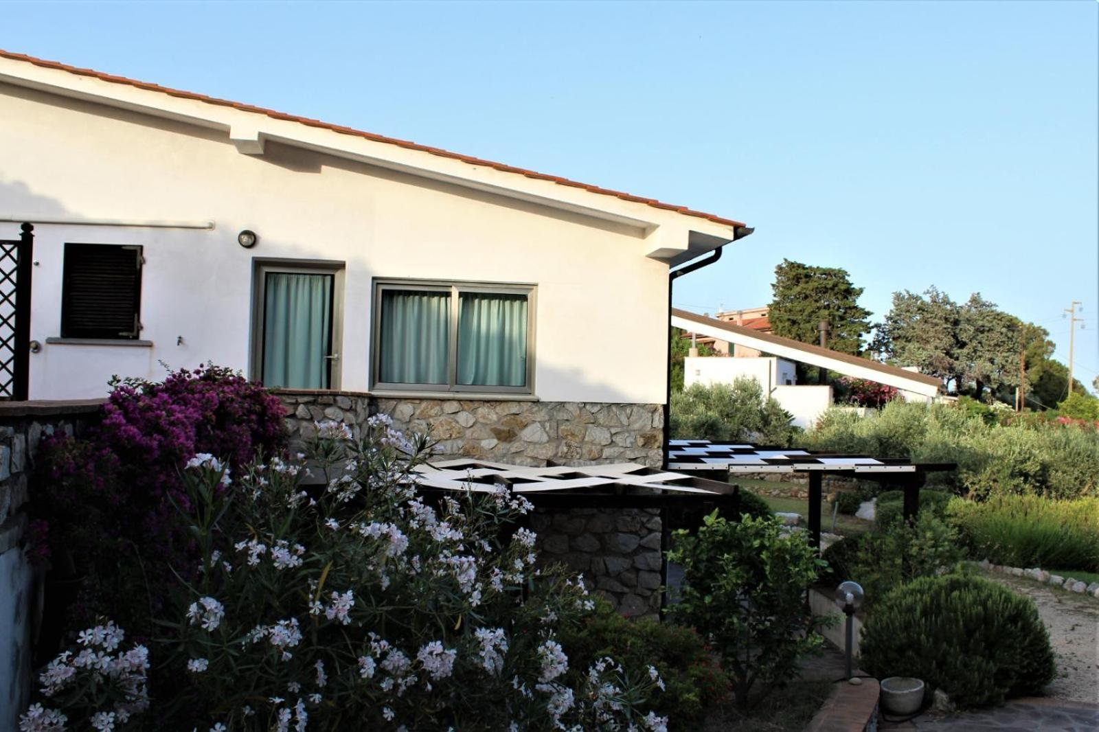 Residence Les Oliviers Porto Azzurro Extérieur photo